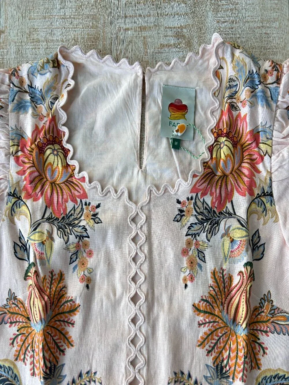 Farm Rio Ligia Light Pink/Peach Short Sleeve Floral Blouse/Top/Shirt Medium NWT